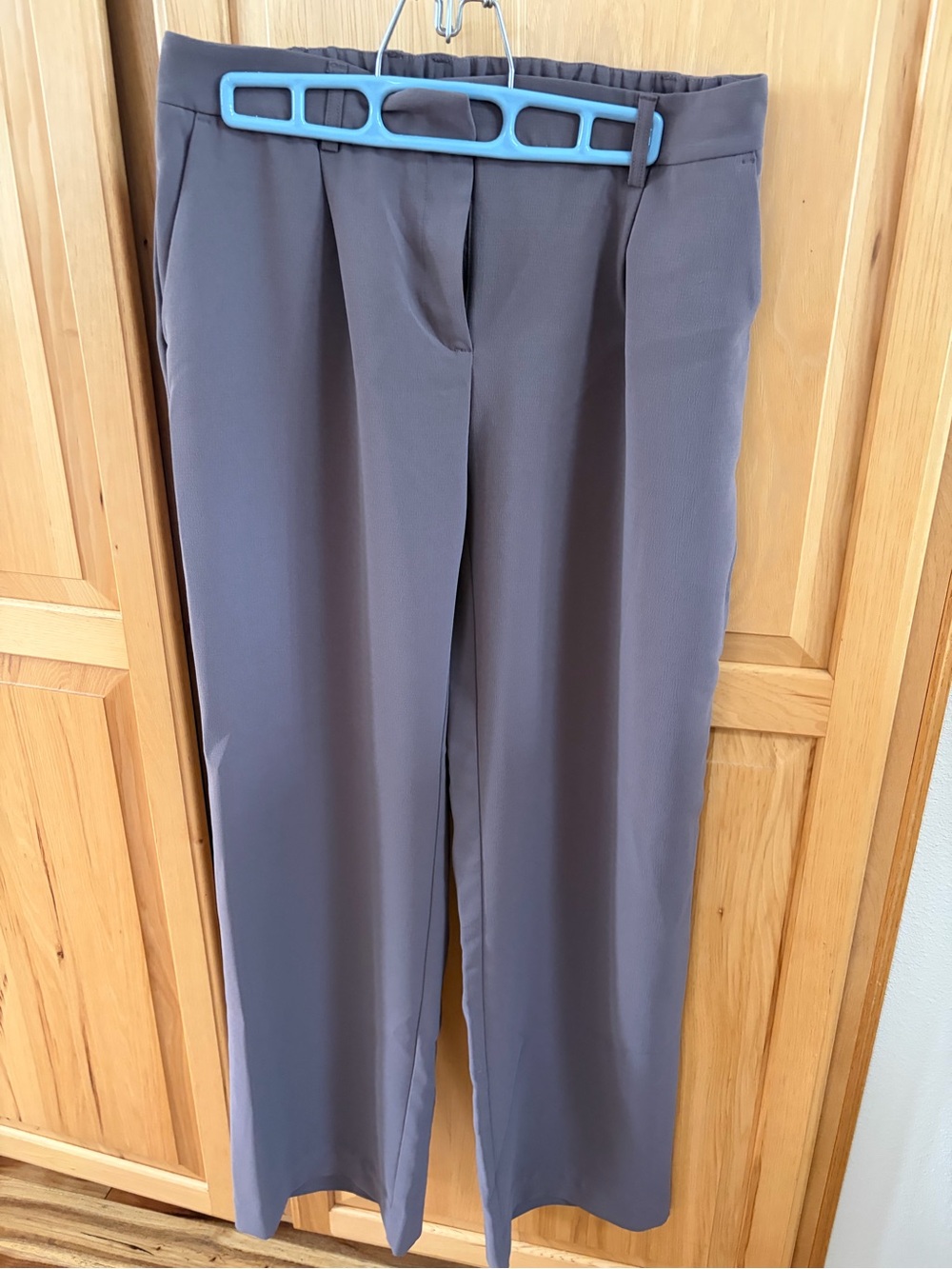 DKNY - Like New Dress Pants